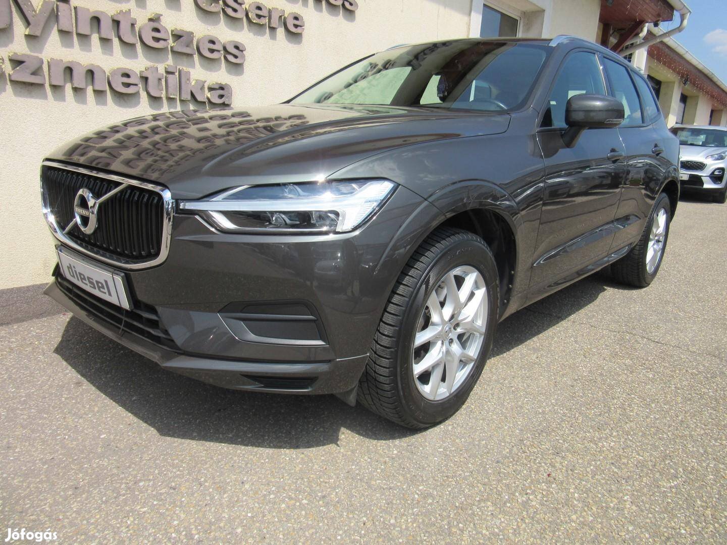 Volvo XC60 2.0 [D4] Momentum Geartronic Magyaro...